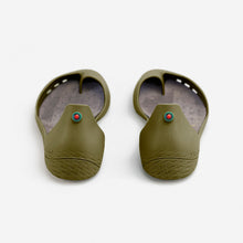 Load image into Gallery viewer, Freshoes Camo Khaki with the Suede leather insoles Ash Grey rear view
