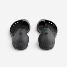 Load image into Gallery viewer, Freshoes Charcoal Grey with the Vegan insoles Black rear view
