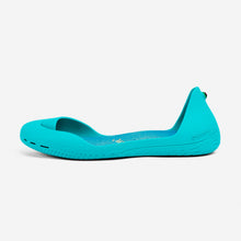 Load image into Gallery viewer, Freshoes Lagoon with the Suede leather insoles Turquoise Blue side view

