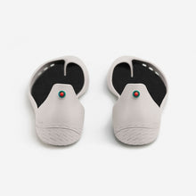 Load image into Gallery viewer, Freshoes Light Grey with the Waterproof leather insoles Black rear view
