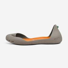 Load image into Gallery viewer, Freshoes Mastic with the Suede leather insoles Amber Orange side view
