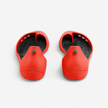 Load image into Gallery viewer, Freshoes Pepper Red with the Vegan insoles Black rear view
