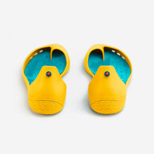 Load image into Gallery viewer, Freshoes Yellow Sun with the Suede leather insoles Turquoise Blue rear view
