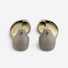 Load image into Gallery viewer, Freshoes
