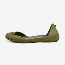 Load image into Gallery viewer, Freshoes Camo Khaki with the Suede leather insoles Ash Grey side view
