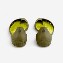 Load image into Gallery viewer, Freshoes Camo Khaki with the Suede leather insoles Yellow Green rear view
