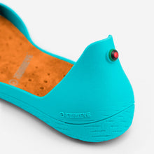 Load image into Gallery viewer, Freshoes Lagoon with the Suede leather insoles Amber Orange close up view
