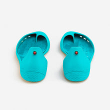 Load image into Gallery viewer, Freshoes Lagoon with the Suede leather insoles Turquoise Blue rear view

