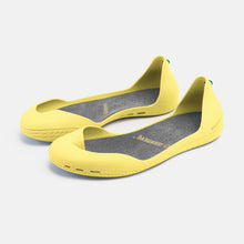 Load image into Gallery viewer, Freshoes Light Yellow (Vintage color-Limited stock)
