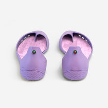 Lade das Bild in den Galerie-Viewer, Freshoes Lilas with the Suede leather insoles Misty Rose rear view
