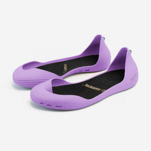Lade das Bild in den Galerie-Viewer, Freshoes Lilas with the Waterproof insoles Black perspective view
