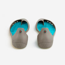 Load image into Gallery viewer, Freshoes Mastic with the Suede leather insoles Turquoise Blue rear view
