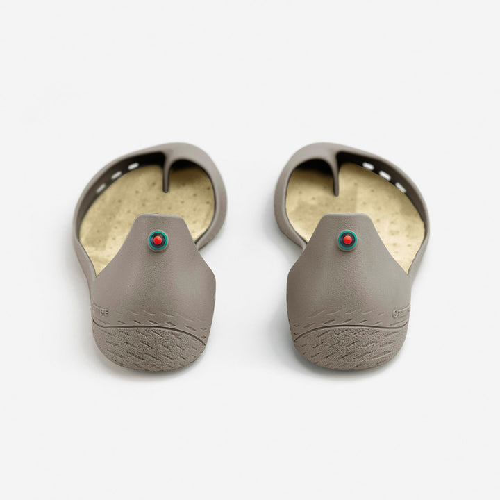 Freshoes Mastic with the Vegan insoles Beige rear view