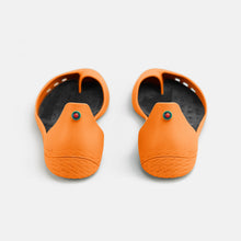 Load image into Gallery viewer, Freshoes Orange Peel (Vintage color-Limited stock)
