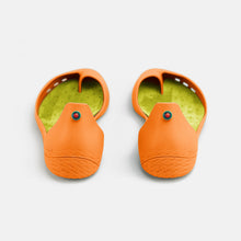 Load image into Gallery viewer, Freshoes Orange Peel (Vintage color-Limited stock)
