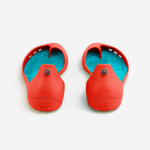 Load image into Gallery viewer, Freshoes Pepper Red with the Suede leather insoles Turquoise Blue rear view
