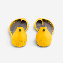 Load image into Gallery viewer, Freshoes Yellow Sun with the Suede leather insoles Ash Grey rear view
